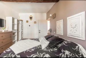 Appartements Douceur sur la Sorgue : photos des chambres