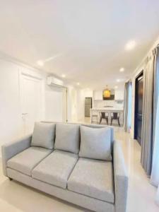 Phòng Deluxe Giường Đôi Có Ban Công (Deluxe Double Room with Balcony)