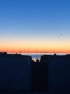 Aberaeron Island House - Panoramic Harbour Views