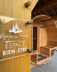 Chalets Le Familial - SPA & SAUNA - Serviettes - Peignoirs - Lits faits - Menage inclus : photos des chambres