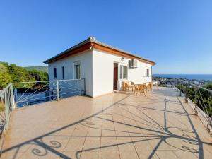 Villa Guesthouse Luna