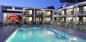 Hotel Eden Park Pau Est, avec Piscine - 波城