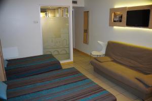 Hotels Hotel Espace Cite : photos des chambres