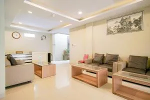 Urbanview Hotel Syariah Ratu Kuring Gisting by RedDoorz - Kotabatu