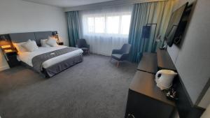 Hotels Holiday Inn Calais-Centre, an IHG Hotel : photos des chambres