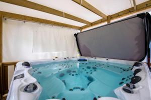 Maisons de vacances La Yourte de Jumieges - sejour insolite avec jacuzzi : photos des chambres