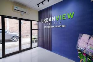 Urbanview Hotel St Faustina Lampung by RedDoorz - 3hvězdičkové hotely ve městě Kedaton