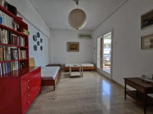 Διαμέρισμα δίπλα στη θάλασσα, παραλία Μαρκοπούλου