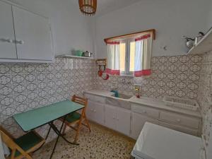 Διαμέρισμα δίπλα στη θάλασσα, παραλία Μαρκοπούλου