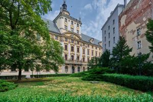 Heart of Wroclaw Uniwersytecka by Renters
