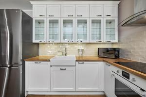 Heart of Wroclaw Uniwersytecka by Noclegi Renters