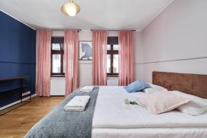 Heart of Wroclaw Uniwersytecka by Renters