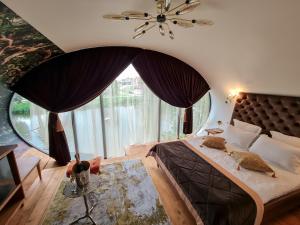 AKIS namelis medyje- Dinosaur Park