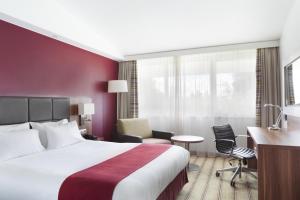 Holiday Inn Lille Ouest Englos, an IHG Hotel