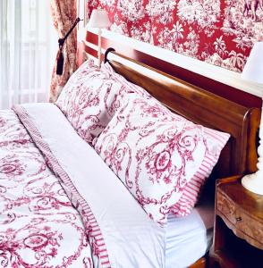 LHotel de Hercé Chambre dHote