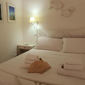 White Suite Polignano 08