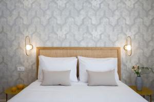 Standard Double Room with Balcony room in Hypnos Inn Athens