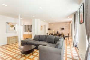 180 Suite Eden, Luxury APT at Sacré Coeur