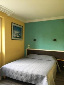 Hotels Hotel Val De Saone Lyon Caluire Rillieux : Chambre Quadruple