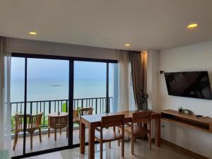 Grace Seaview บ้านพักส่วนตัว 3 ห้องนอน วิวทะเล หาดพลา