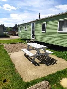 Lovely Static 8 Bed Caravanat at Billing Aquadrome - Great Billing