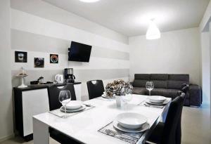 VENTUNO - Modern Apartment - Country & Lake