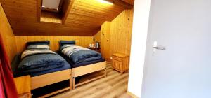 Hotel Tell and Apartments