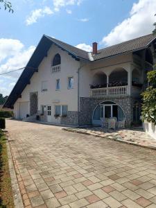 Studio Apartman Brletić
