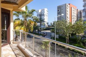 Large Duplex Apartment With Sea View