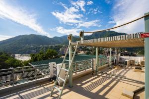 Hotel Laxman Jhula Regency