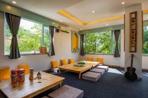 Hotel Laxman Jhula Regency