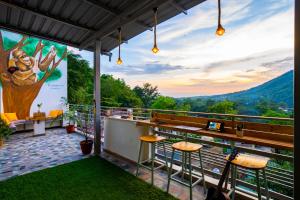 Hotel Laxman Jhula Regency
