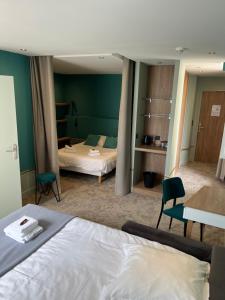 Hotels Hotel Brasserie Armoricaine : photos des chambres