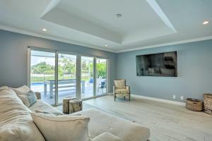 Jupiter Home with Private Pool and Putting Green!