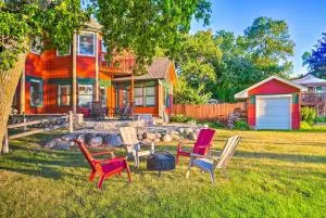 Waterfront Mound Retreat with Dock and Lake Access! - Long Lake