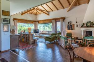 Dolomites White Rest - Mountain View