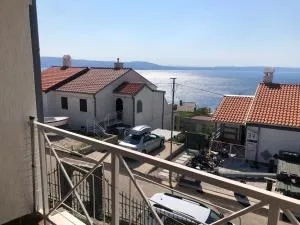 Holiday house Klenovica for 2 - 7 persons with 3 bedrooms - Omar