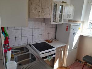 APARTAMENT LAZUROWY