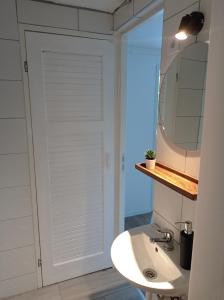 Akarattya Endless Summer Woodhouse