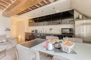 Large and Modern 1Brd Flat at Lovely Saint Germain