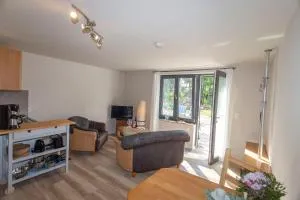 Strandgut und Feuerstein - Rambin