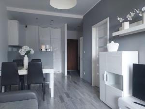 Modern Apartment - Francuska Park