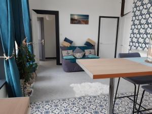STUDIOS ET APPARTEMENTS EN CENTRE VILLE Boulogne sur mer : photos des chambres