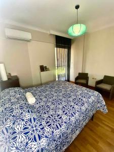 Comfort & Care - spacious flat in Marousi