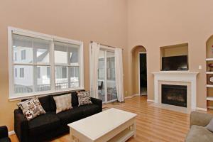 Bayside Resort - 36487 Wild Rose