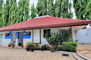 SCANDIA SUITES AT SOUTH FORBES Homey & Cozy 2-Bedroom Condo