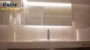 Alulu Luxury Residence - One Bedroom Apartment