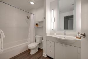 Mint House Nashville - The Gulch - 11th Ave S