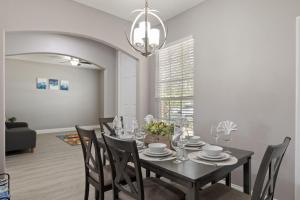 Family-Friendly 5BR Getaway Game Room Fun