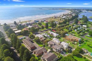 Eastern Beach Unit 2